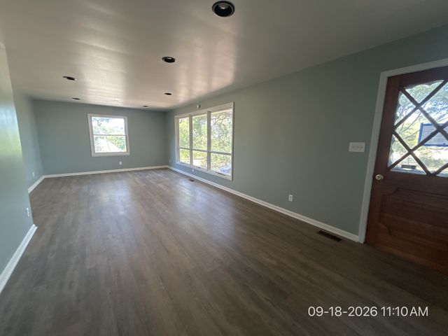 864 Tom Osborne Rd, Columbia, TN 38401