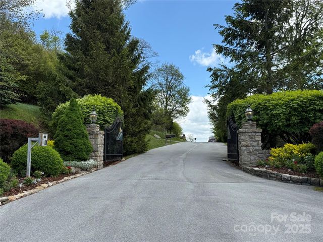 70 Sunset Strip Estates 70, Beech Mountain, NC 28604