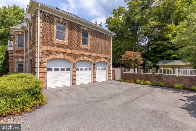 8505 HOWELL RD, Bethesda, MD 20817
