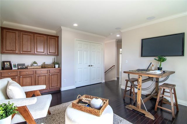 14059 Carlton Lane, Sylmar, CA 91342