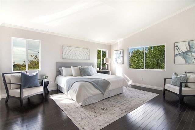 14059 Carlton Lane, Sylmar, CA 91342