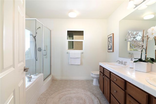 14059 Carlton Lane, Sylmar, CA 91342