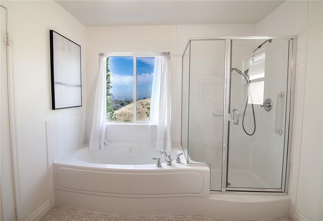 14059 Carlton Lane, Sylmar, CA 91342