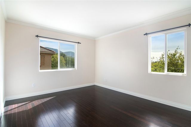 14059 Carlton Lane, Sylmar, CA 91342