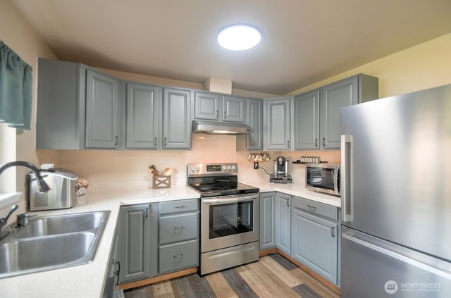 5708 19TH Avenue SE, Lacey, WA 98503