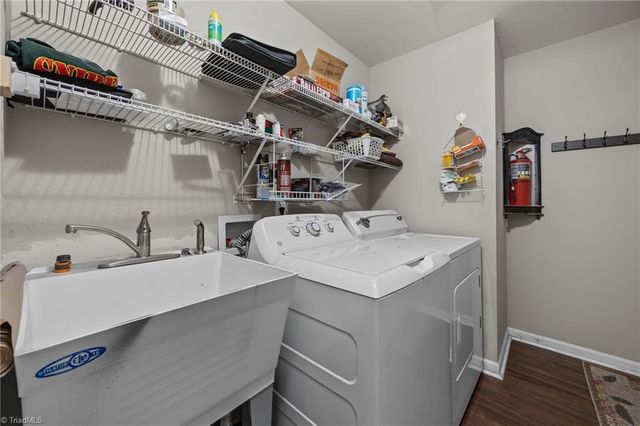 799 Avalon Springs Court, High Point, NC 27265