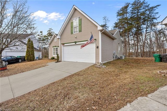 799 Avalon Springs Court, High Point, NC 27265