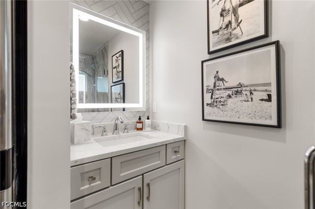 4706 Southern Breeze DR, Naples, FL 34114