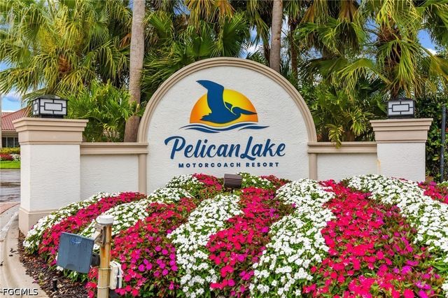 4706 Southern Breeze DR, Naples, FL 34114