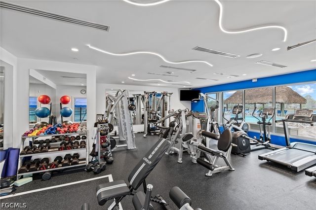 4706 Southern Breeze DR, Naples, FL 34114