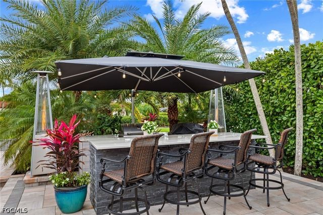 4706 Southern Breeze DR, Naples, FL 34114