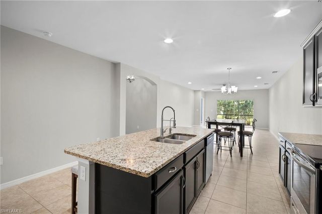 4290 dutchess park RD, Fort Myers, FL 33916