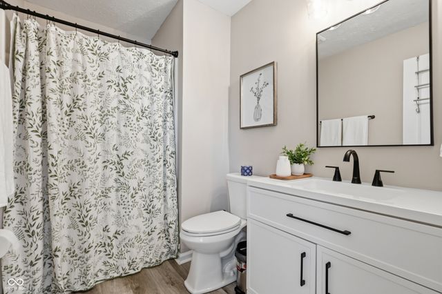 3051 Cherry Lake Road, Indianapolis, IN 46235