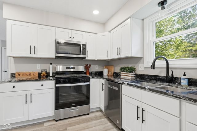 3051 Cherry Lake Road, Indianapolis, IN 46235