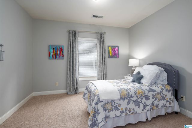 327 BARRINGTON COURT, Irondale, AL 35210