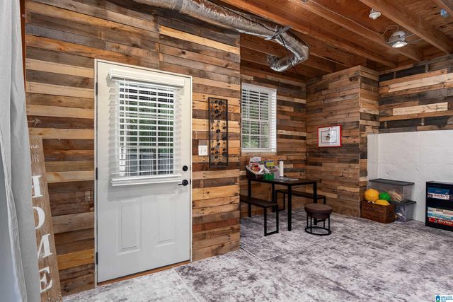 327 BARRINGTON COURT, Irondale, AL 35210