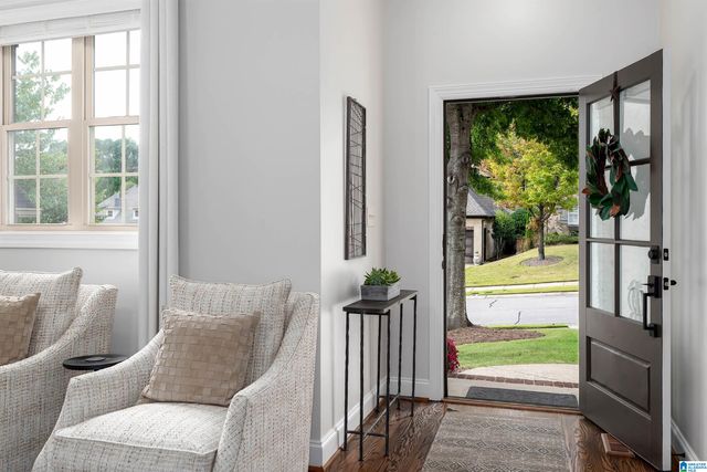 327 BARRINGTON COURT, Irondale, AL 35210