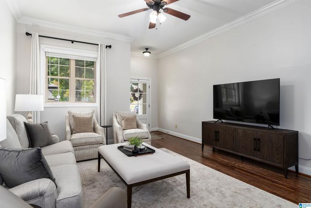 327 BARRINGTON COURT, Irondale, AL 35210