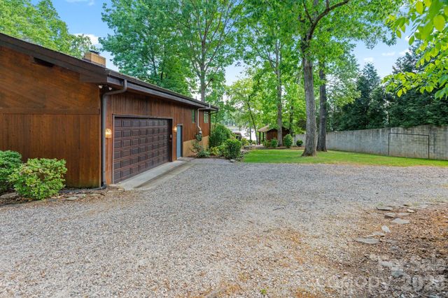 450 Greenbay Road, Mooresville, NC 28117