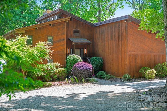 450 Greenbay Road, Mooresville, NC 28117