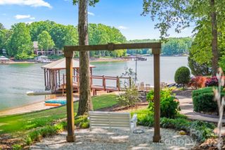 450 Greenbay Road, Mooresville, NC 28117
