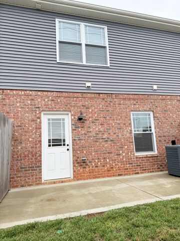 360 Fallow Cir, Clarksville, TN 37040