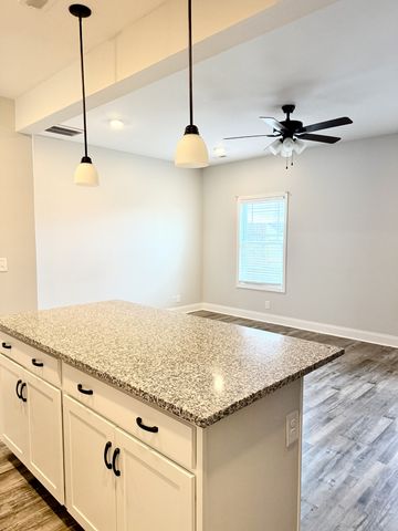 360 Fallow Cir, Clarksville, TN 37040