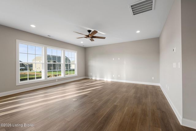 3614 Ringing Bell Ln, Louisville, KY 40245