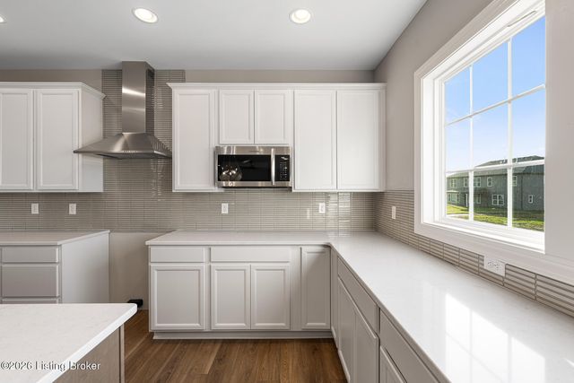 3614 Ringing Bell Ln, Louisville, KY 40245