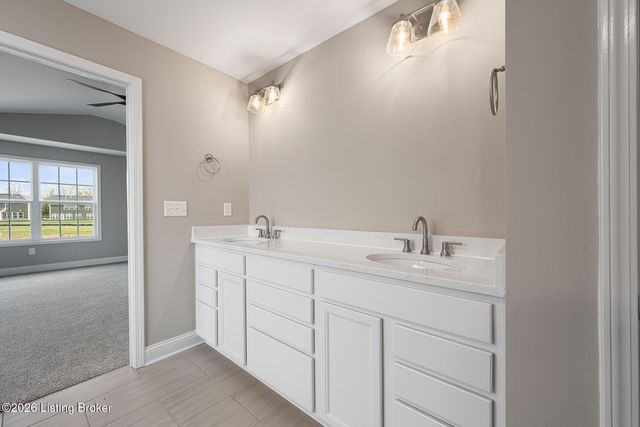 3614 Ringing Bell Ln, Louisville, KY 40245