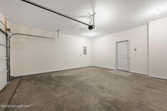 3614 Ringing Bell Ln, Louisville, KY 40245