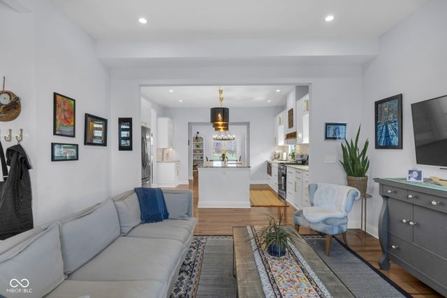 2023 Broadway Street, Indianapolis, IN 46202