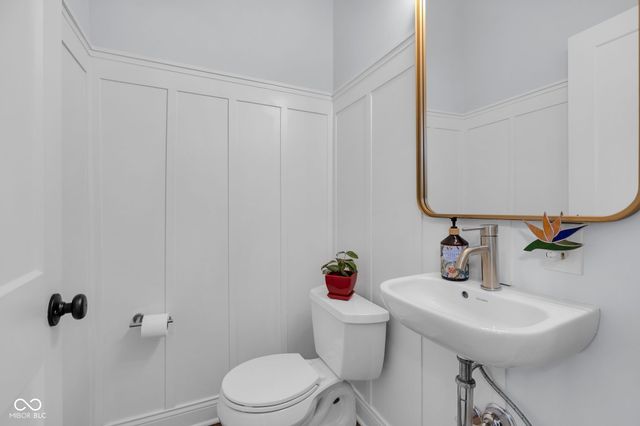 2023 Broadway Street, Indianapolis, IN 46202