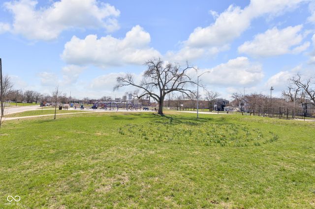 2023 Broadway Street, Indianapolis, IN 46202