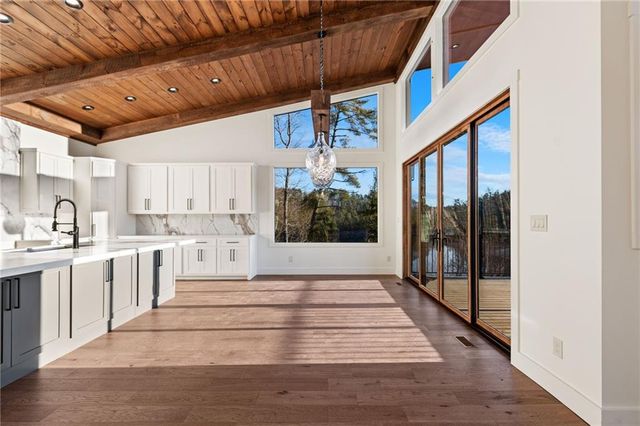 770 Fish Hook Point, Blue Ridge, GA 30513