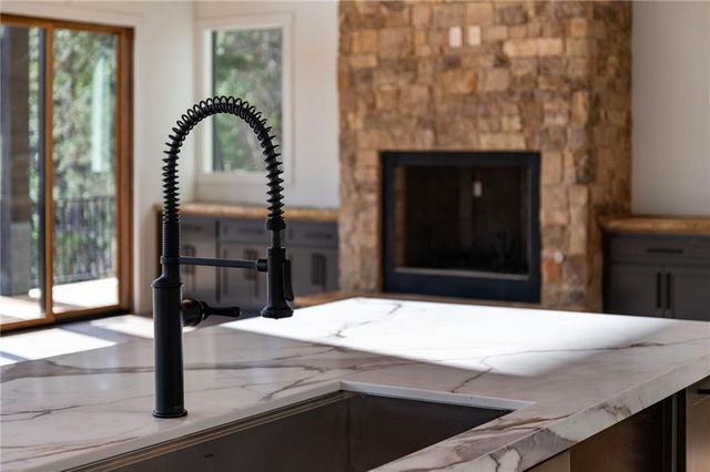 770 Fish Hook Point, Blue Ridge, GA 30513