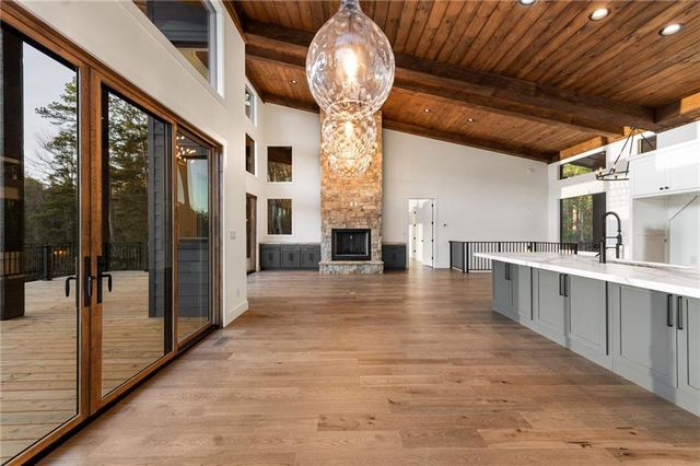 770 Fish Hook Point, Blue Ridge, GA 30513