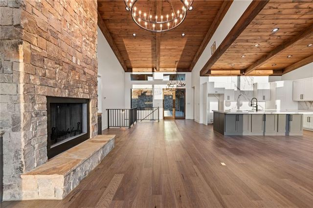 770 Fish Hook Point, Blue Ridge, GA 30513