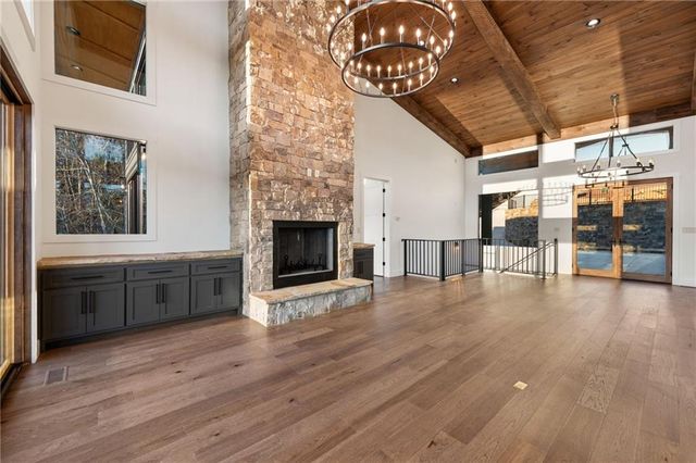 770 Fish Hook Point, Blue Ridge, GA 30513