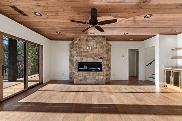 770 Fish Hook Point, Blue Ridge, GA 30513