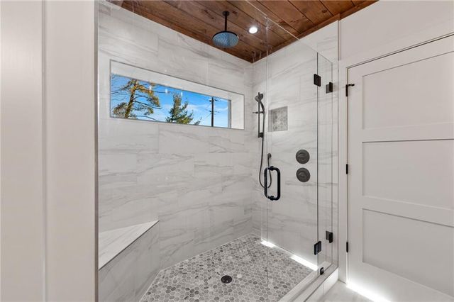 770 Fish Hook Point, Blue Ridge, GA 30513