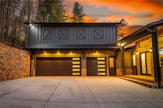 770 Fish Hook Point, Blue Ridge, GA 30513