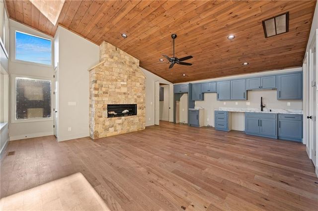 770 Fish Hook Point, Blue Ridge, GA 30513