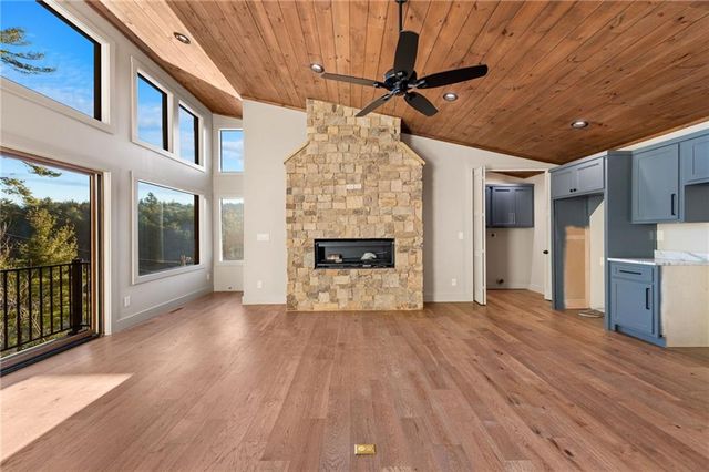 770 Fish Hook Point, Blue Ridge, GA 30513