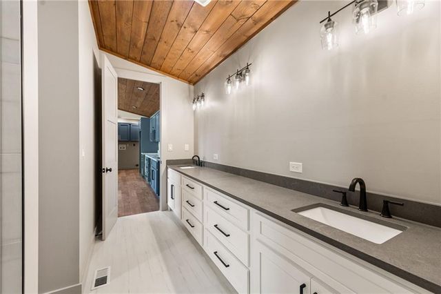 770 Fish Hook Point, Blue Ridge, GA 30513