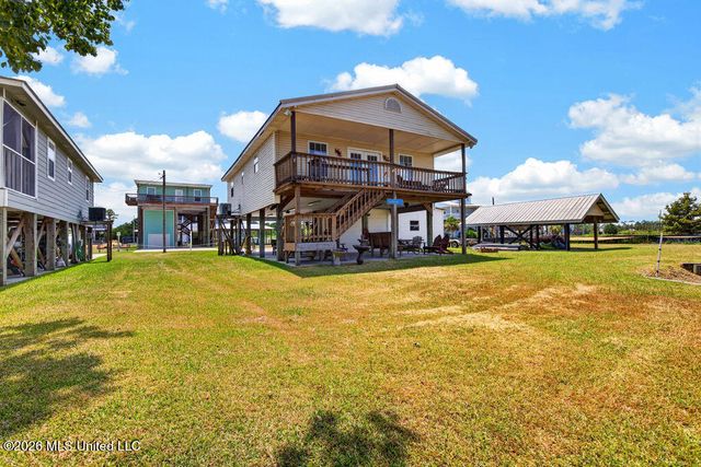4031 Bank Street, Bay Saint Louis, MS 39520