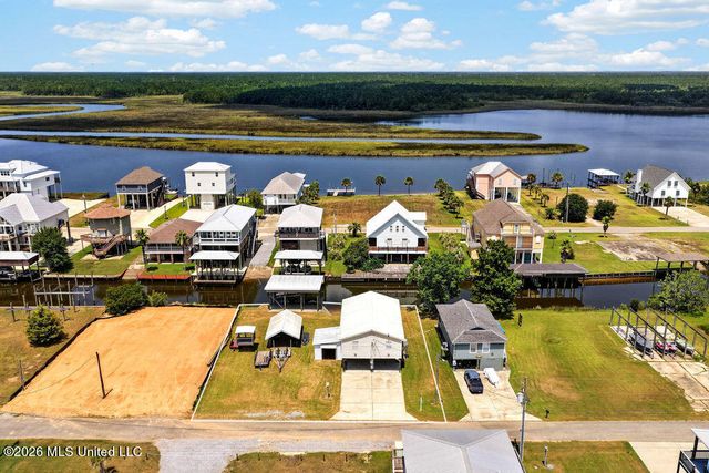 4031 Bank Street, Bay Saint Louis, MS 39520