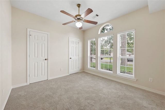 1407 Fincastle Loop, College Station, TX 77845