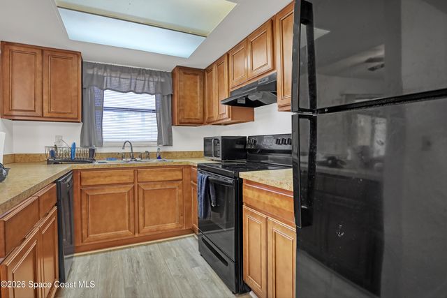 588 N Wickham Road 51, Melbourne, FL 32935