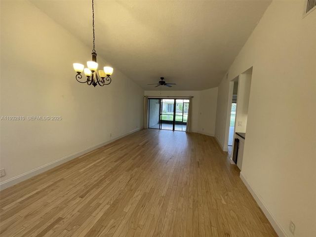 16606 Greens Edge Cir 87, Weston, FL 33326